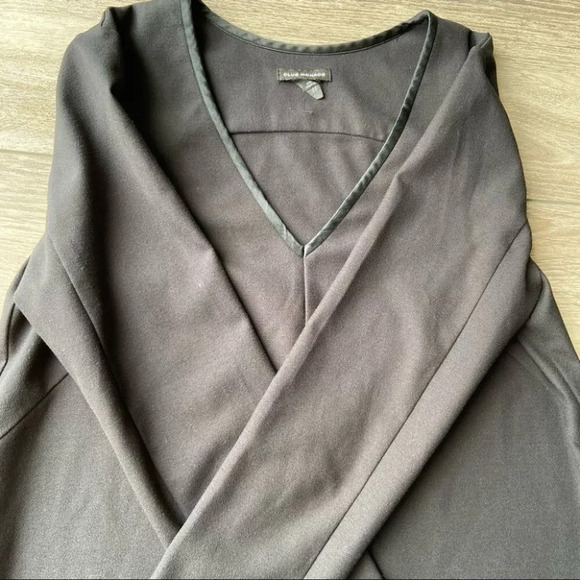 Club Monaco V Neck Satin  Trim Blouse - Picture 13 of 16